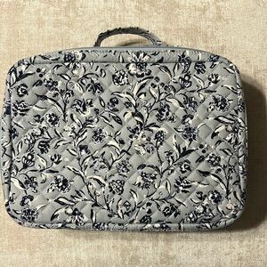 Vera Bradley travel case. Great for makeup and toiletries. Grey/blue.